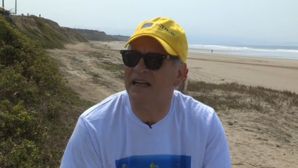 UE promueve la la limpieza de la playa y manglar ecuatoriano de San José