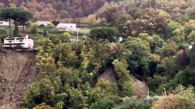 Ischia, il fronte della frana