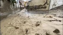 Un corrimiento de tierra causado por las fuertes lluvias golpea la isla italiana de Ischia