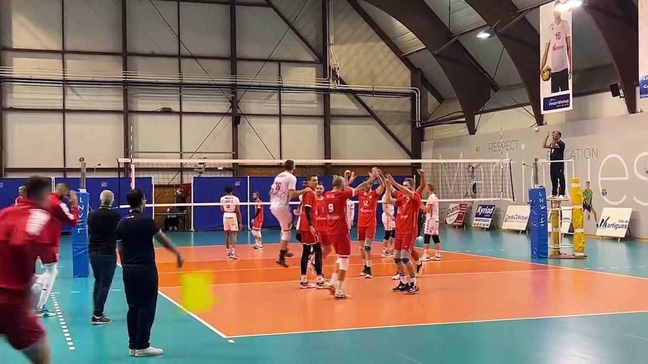 Images maritima: la balle de match de Martigues Volley Cannes