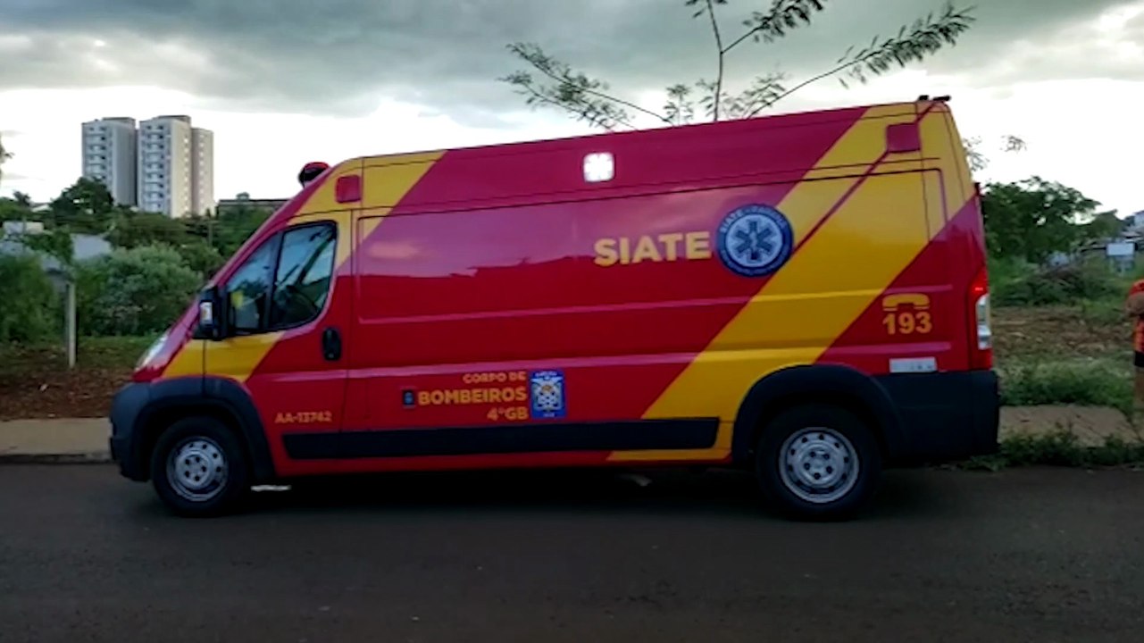 Vítima de agressão é socorrida pelo Corpo de Bombeiros