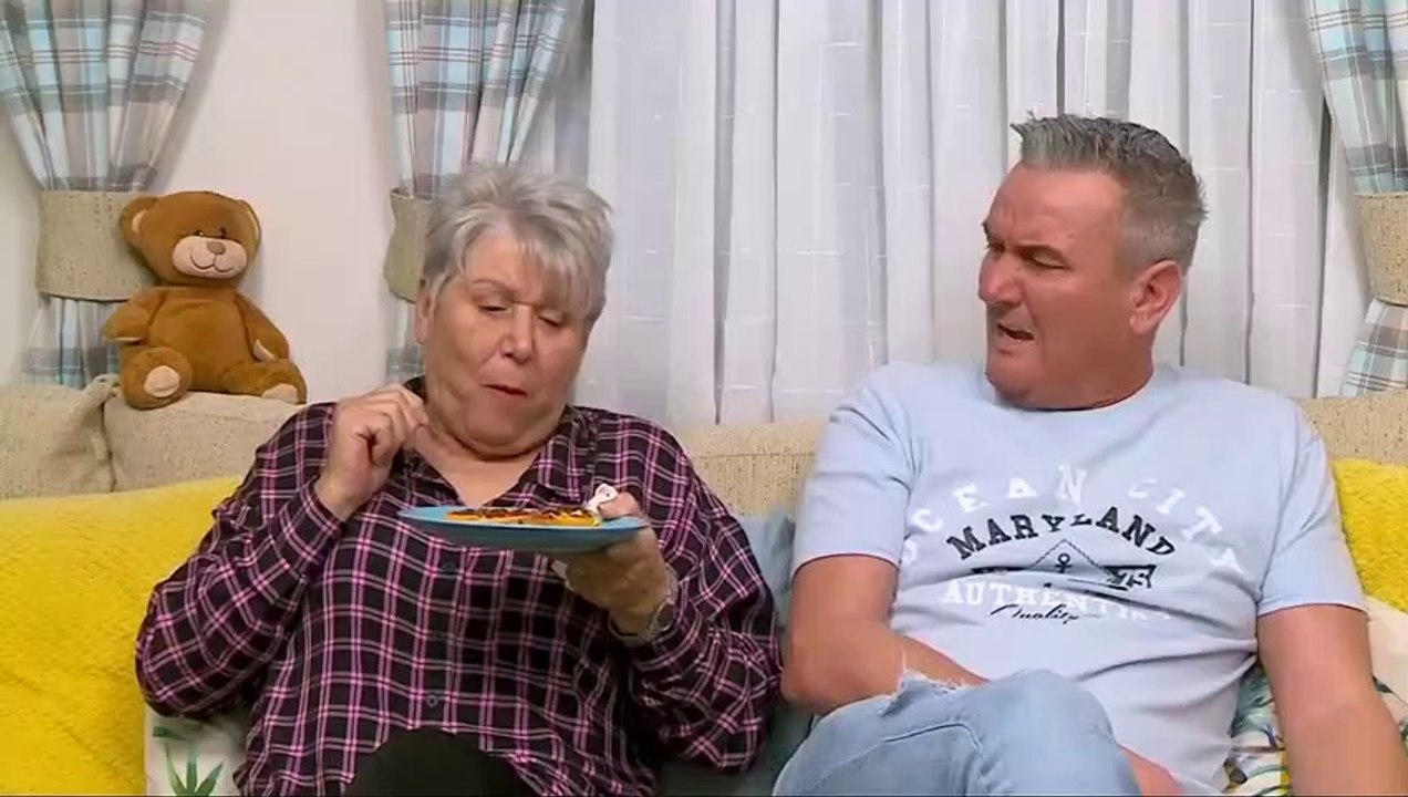 Gogglebox UK Season 20 Episode 12 (2022) Dailymotion Video
