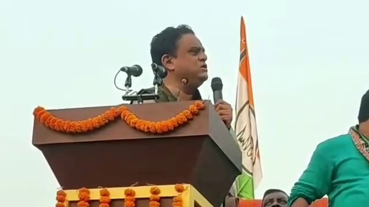 তৃণমূলকে জেতাতেই বাংলায় ঘুরে বেড়াচ্ছেন মিঠুন, মেজিয়ায় একি বললেন ব্রাত বসু!