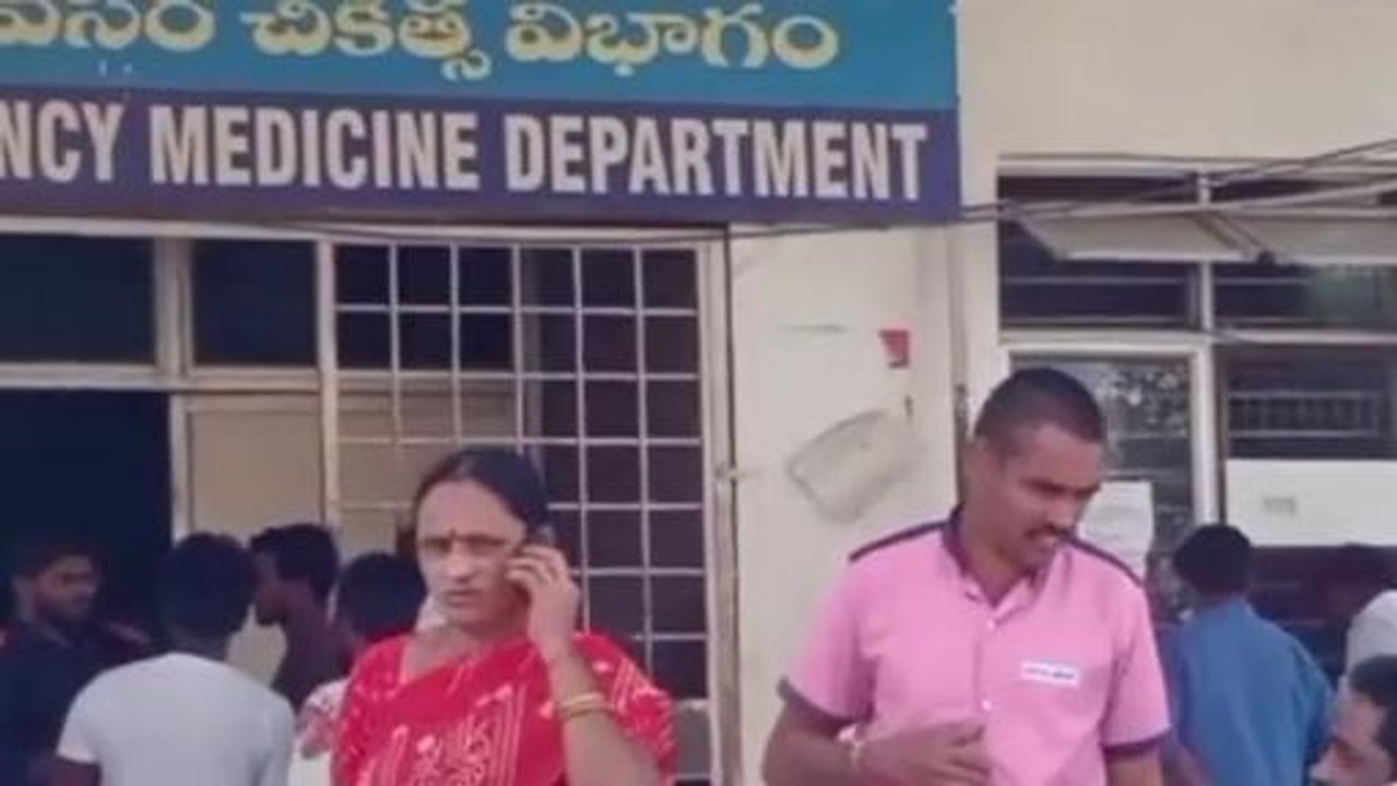 అయ్యో పాపం.. చాక్లెట్ గొంతులో ఇరుక్కుని బాలుడు మృతి