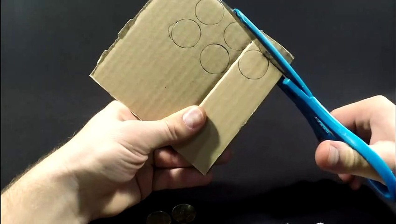 Life Hack Coin Battery, Fun Life Hack