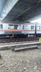 Perjalanan kereta listrik jakarta - bogor