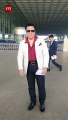 Superstar Govinda all smiles as he gets snapped at Mumbai airport
