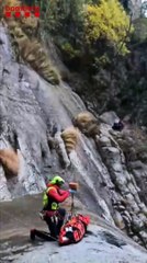 Rescaten una excursionista que havia caigut per un barranc de més de trenta metres a la Vall d'en Bas
