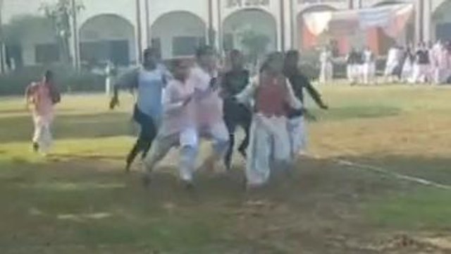 बागपत: जैन गर्ल्स डिग्री कॉलेज में वार्षिक खेलकूद प्रतियोगिता, देखें किसी ने मारी बाजी