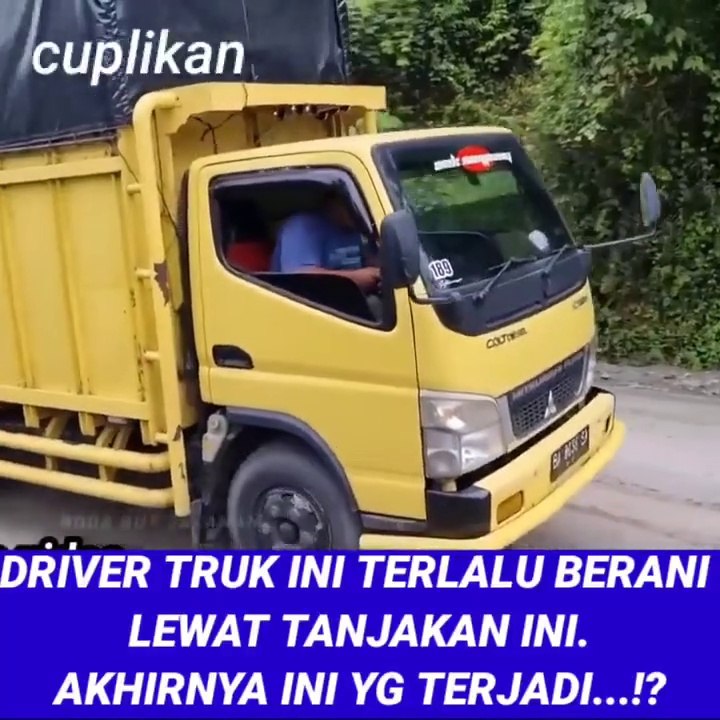 Viral detik detik truk gak kuat menanjak dan apakah yang terjadi?