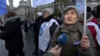 Lehrerproteste in Ungarn - Tausende fordern erneut Reformen und höhere Gehälter