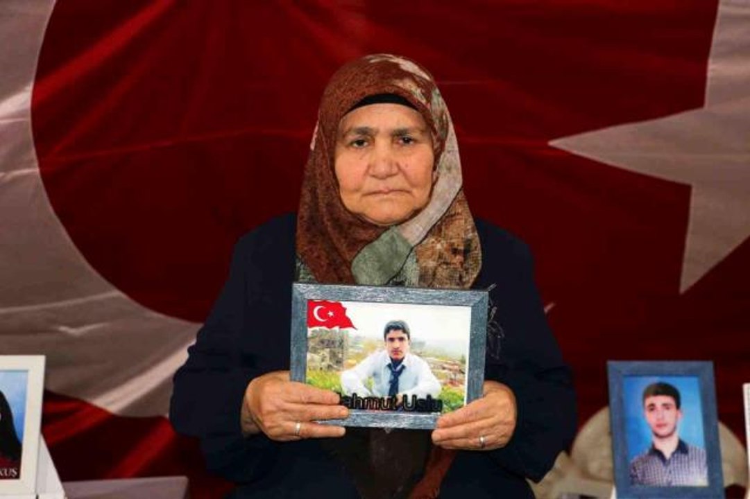 Evlat nöbetindeki şeker hastası anne: "Bu çile bitsin, biz artık yorulduk"