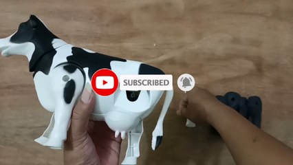 Assemble a toy buffalo cow