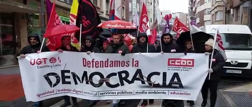Manifestación convocada por los sindicatos en Ponferrada
