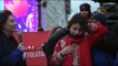ناشطات يقصرن من شعرهن في مسيرة بلندن دعما لنضال المرأة في إيران