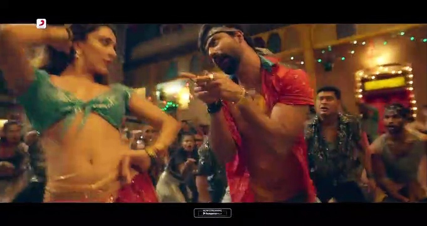 Bijli  Govinda Naam Mera  Vicky Kaushal, Kiara Advani Sachin-Jigar, Mika Singh, Neha Kakkar, Vayu