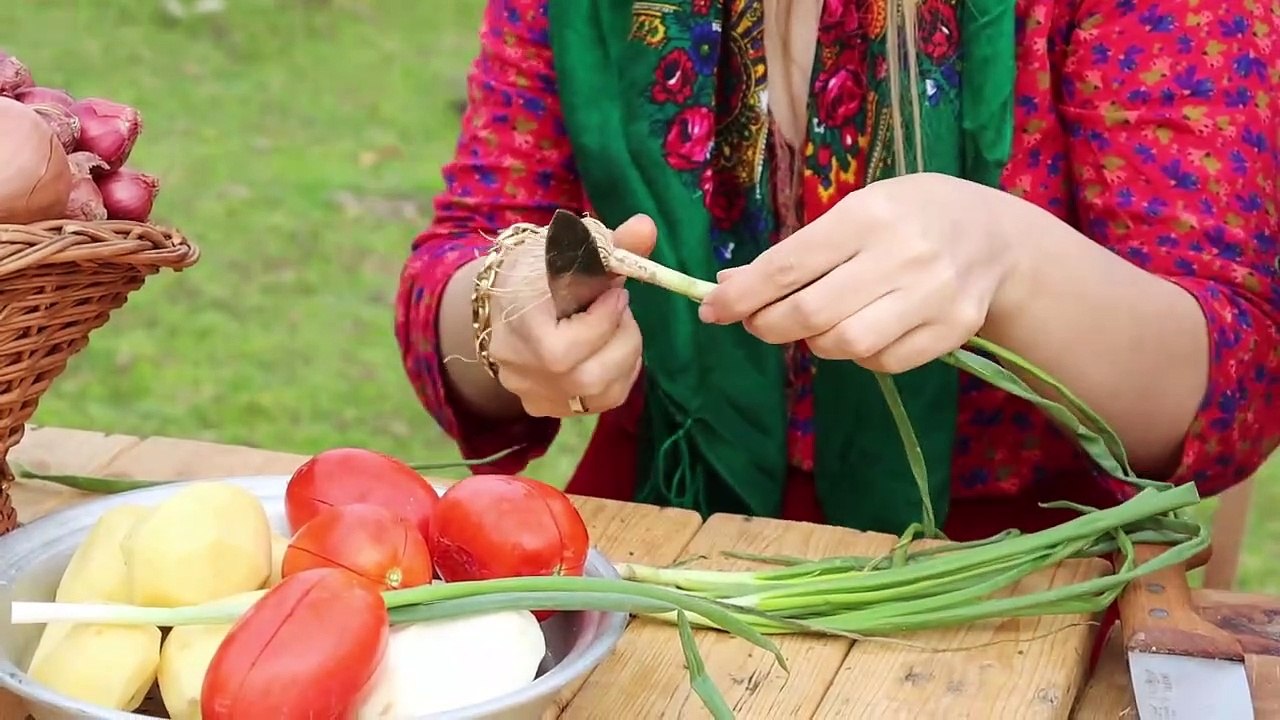 How to prepare delicious lentils with pumpkin and local tarp