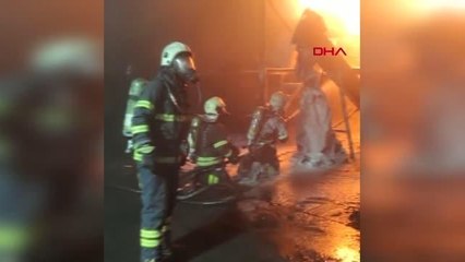 KOCAELİ'DE GERİ DÖNÜŞÜM FABRİKASINDA YANGIN