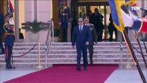 لحظة إستقبال الرئيس السيسي للعاهل الأردني الملك عبدالله الثاني