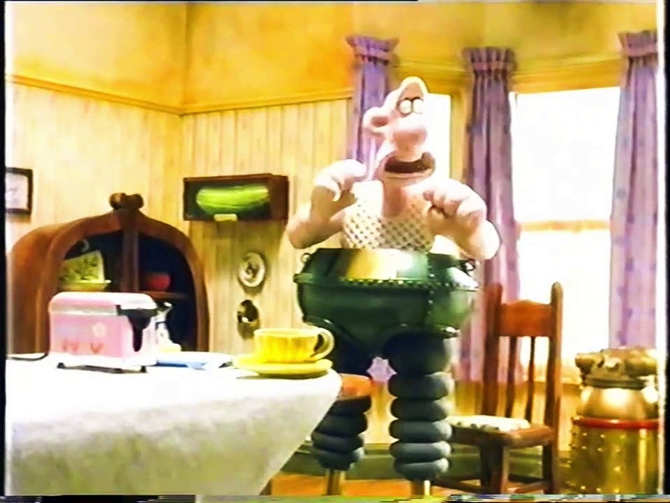 W&G Feathers McGraw Hijacks Wallace Onto The Techno Trousers (UK VHS Original Version)