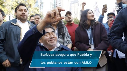 En silla de ruedas, Barbosa asiste a marcha de AMLO en la CDMX 