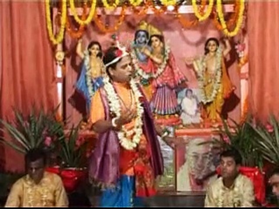 301-PART,1,BHAGWAN SHRI RADHEY KRISHNA-KI- RAASH LEELA-VRINDABAN-DIALOG -AND-SONG-SINGER-SUMAN BHATTACHARYA-