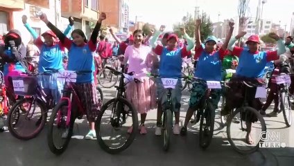 Bolivya’da yerli kadınlar yarıştı