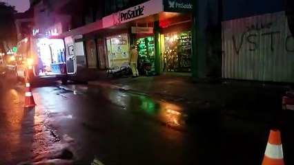 Homem sofre contusão após cair de motocicleta no Centro