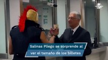 Ricardo Salinas se sorprende de los billetes de $20; los “conoce” con el Escorpión Dorado 