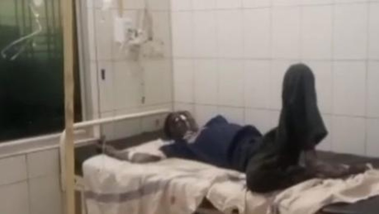 शिवपुरी: शराबी ने शराब के नशे में अज्ञात कारणों के चलते किया जहरीले पदार्थ का सेवन,हालत गंभीर