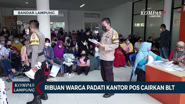 Ribuan Warga Padati Kantor Pos Cairkan Dana BLT