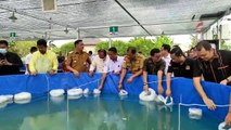 Pokdakan Bataan Sukses Bersama Terima Peralatan Budidaya Ikan Sistem Bioflok