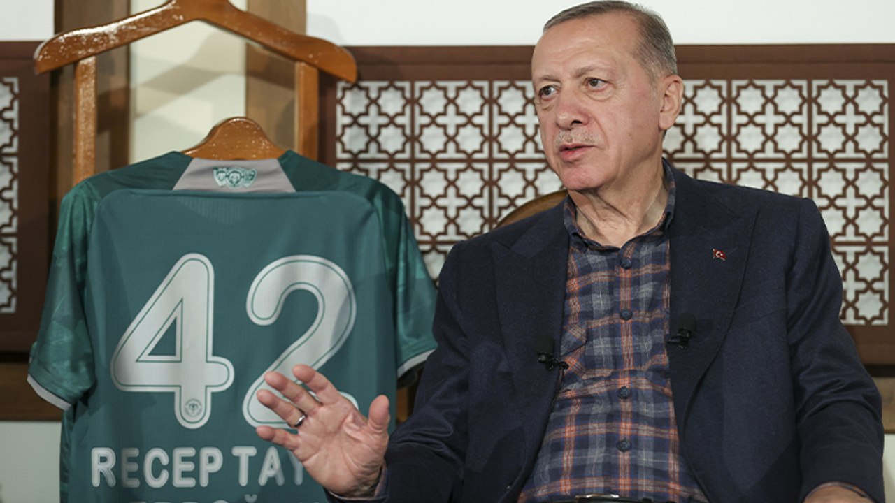 Erdoğan: Biz Ferhat'ız, millet de Şirin, Ferhat nasıl dağları delip geçtiyse biz de dağları delip geçeceğiz