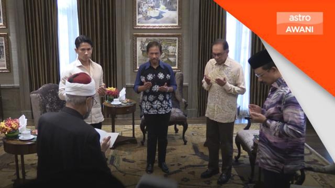 Sultan Brunei | Tiba di Malaysia dalam rangka lawatan khas