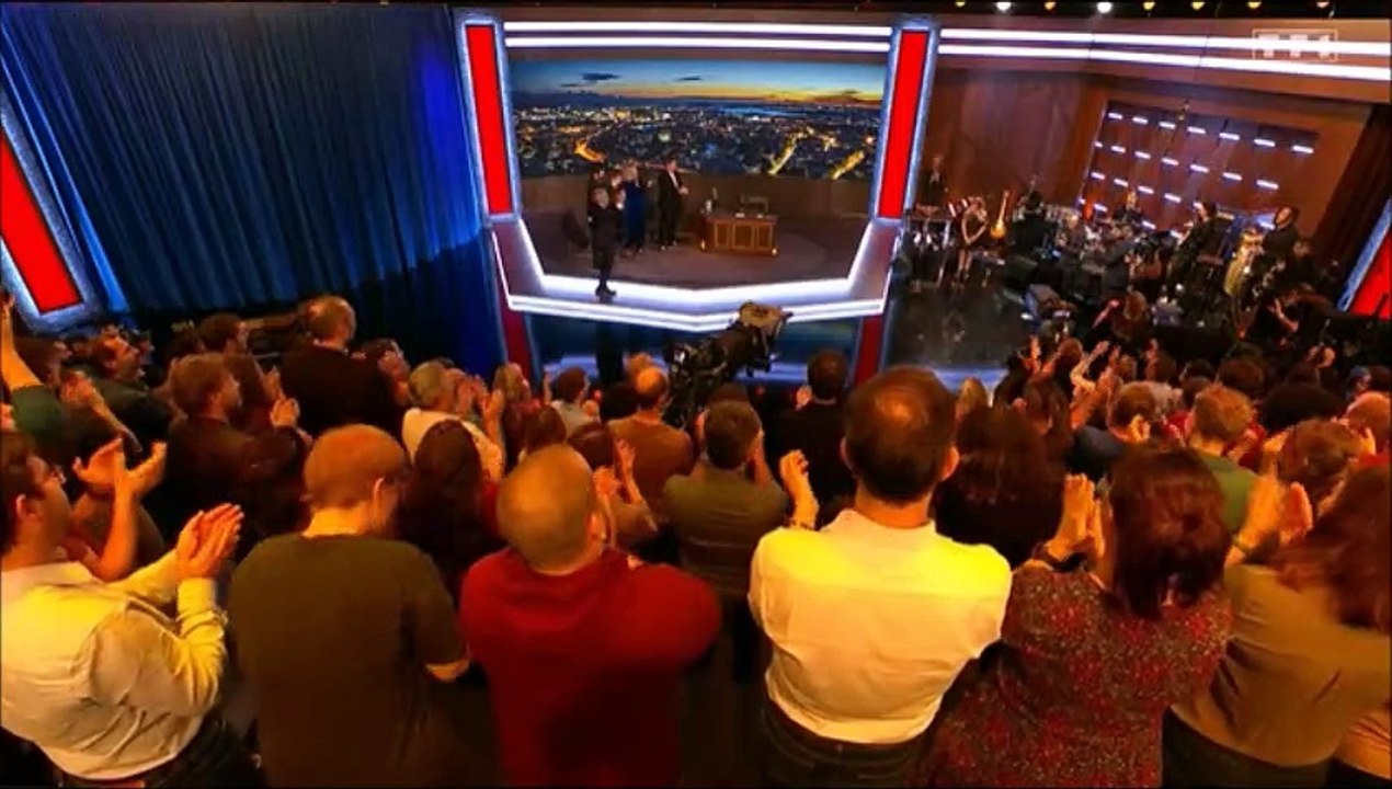 Catherine ringer - Late show 2022-11 (medley Dont forget the nite - C'est comme ça)