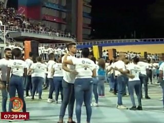 Más de 2.000 personas bailan Salsa Casino en Venezuela