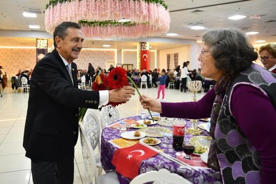 Tepebaşı Belediye Başkanı Ataç, Öğretmenler ile Buluştu