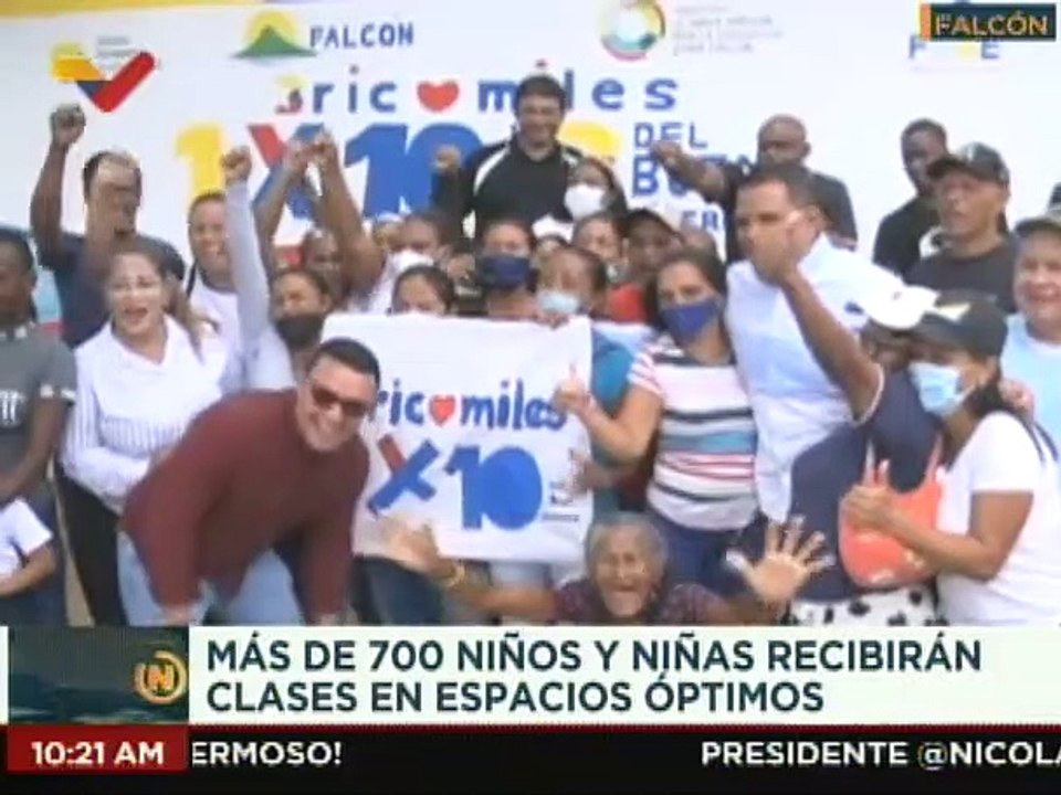 Estudiantes del E.P.B. Jebe Viejo recibieron dotación de uniformes y útiles escolares en Falcón