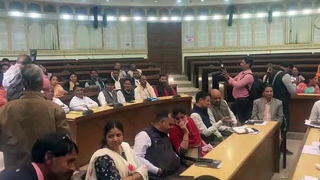 ग्रेटर निगम: नाराज पार्षदों को साधने के लिए महापौर ने बुलाई बैठक