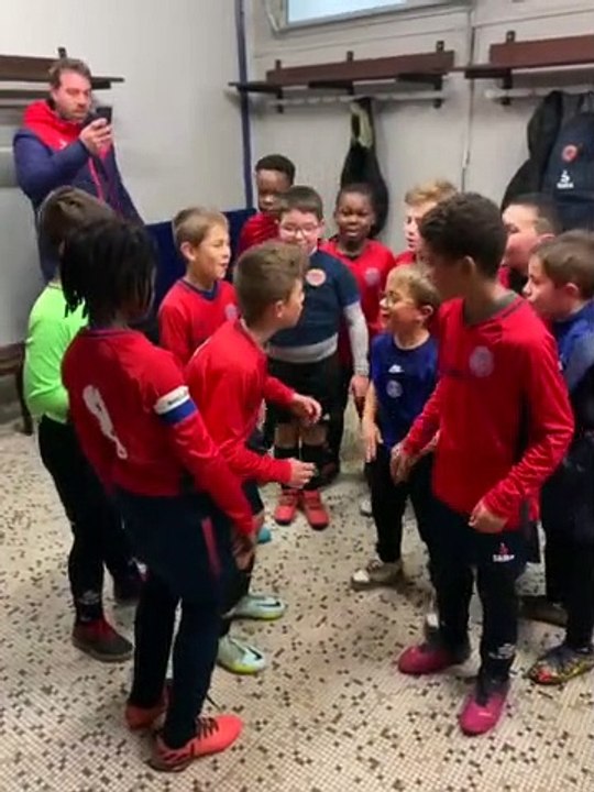 Crie de la victoire des U10 après leurs victoire à Combs-la-Ville