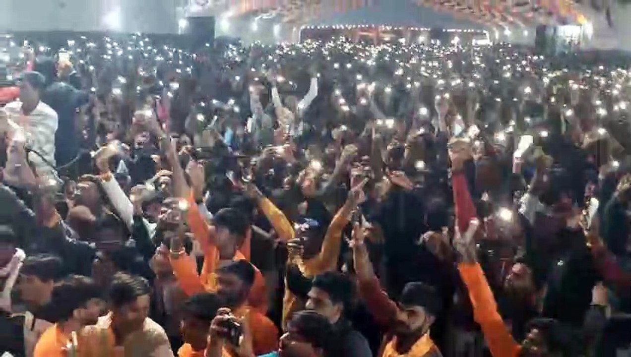 बेणेश्वर धाम : गूंजा जयकार, भजनों पर भाव विभोर...