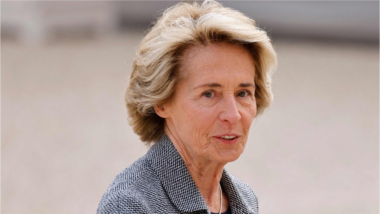 GALA VIDEO - Caroline Cayeux quitte le gouvernement… mais pas pour la polémique qu’on croit