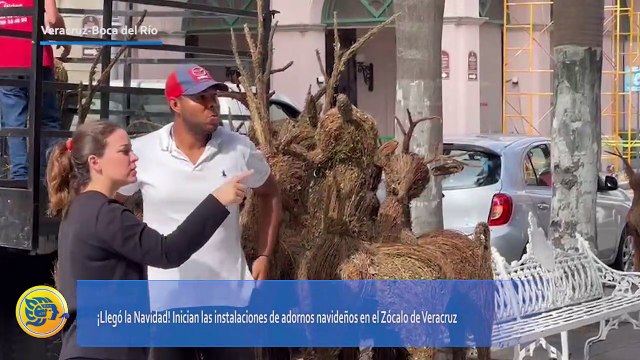 ¡Llegó la Navidad! Inician las instalaciones de adornos navideños en el Zócalo de Veracruz