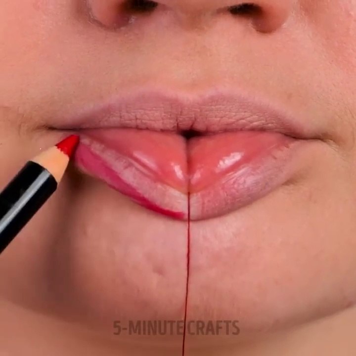 Genius Makeup Tricks to Look Flawless