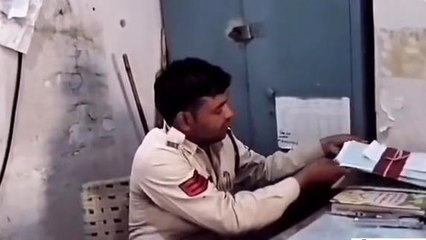 अशोकनगर: सट्टा पर्ची काट रहे 28 वर्षीय युवक को पुलिस ने धर दबोचा, देखें खबर