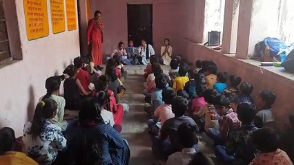 Video : इन विद्यालयों शैक्षिक व्यवस्था चल रही भगवान भरोसे