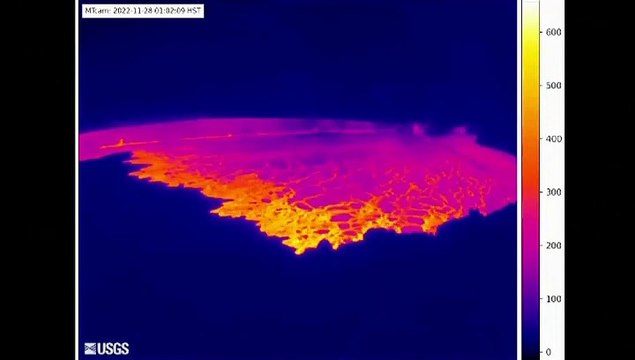 Entra en erupción en Hawái el volcán más grande del mundo
