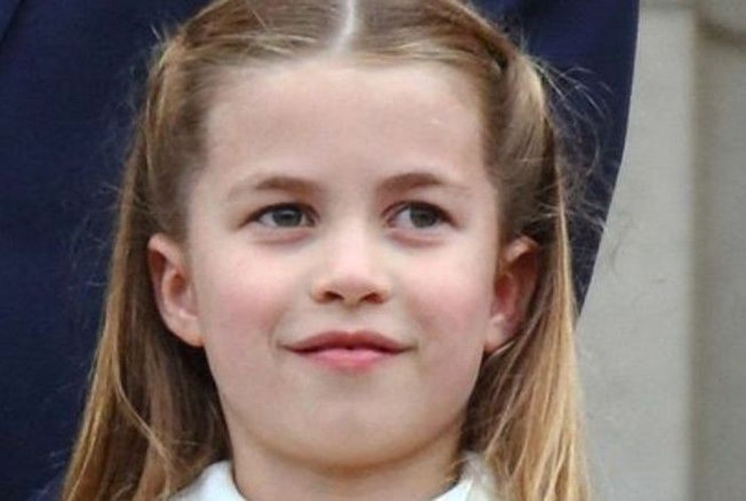 Camilla Parker Bowles n'a pas apprécié ce comportement de la princesse Charlotte et a rappelé à l'ordre sa mère, Kate Middleton