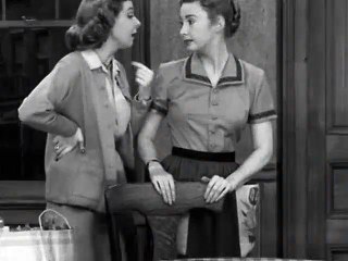 Honeymooners S01E33 - Unconventional Behavior 😲