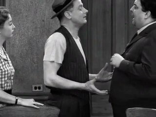Honeymooners S01E35 (Mind Your Own Business)